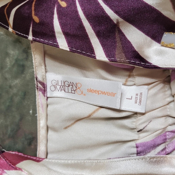 Gilligan & O'Malley Floral Nightgown - Picture 8 of 12